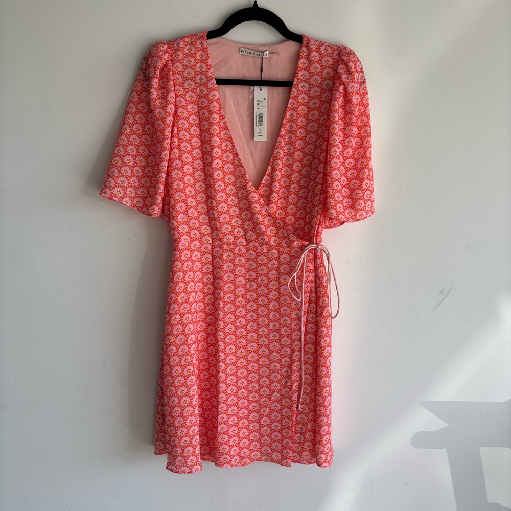NWT Alice + Olivia Sandra Floral Wrap Mini Dress STAMP ENGLISH ROSE‎ Size 4